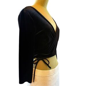 Forever 22 velvet wrap top with long sleeves #velvet #wraptop